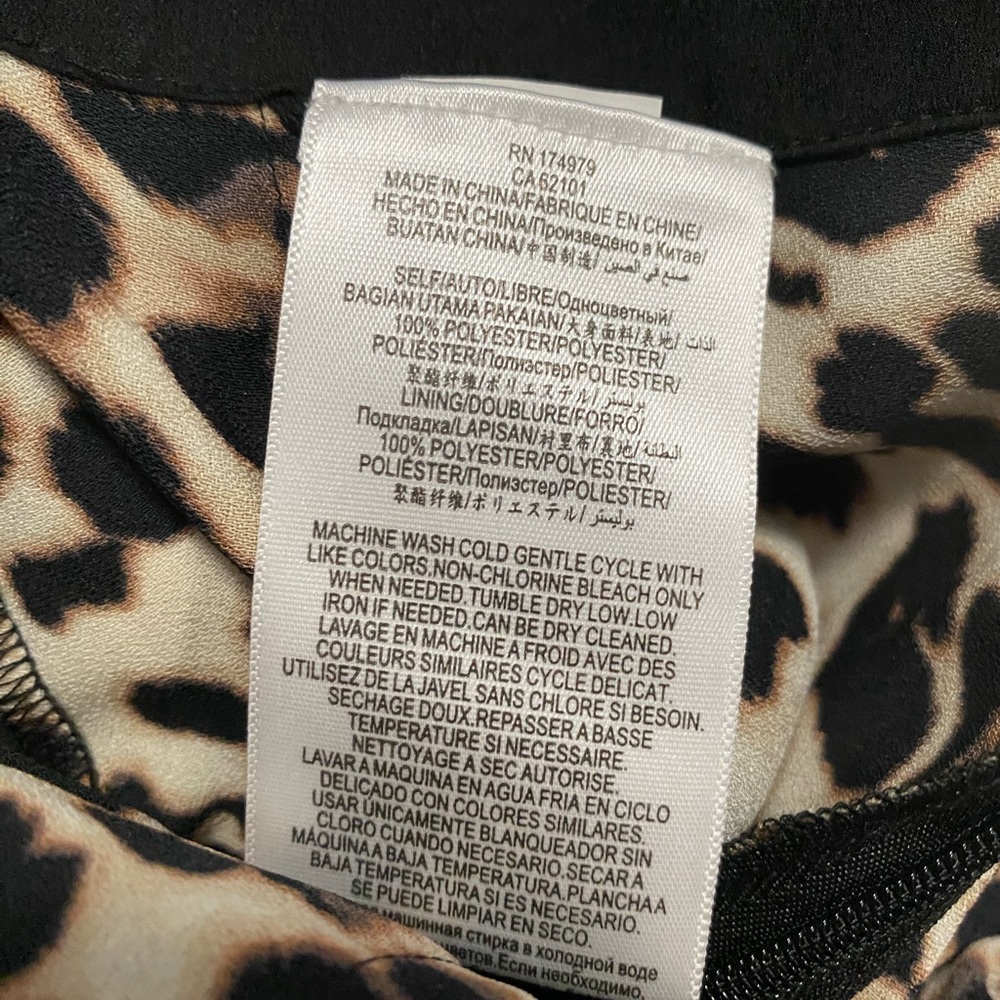 BCBGmaxazria wide leg leopard printed jumpsuit XS - Picture 9 of 11